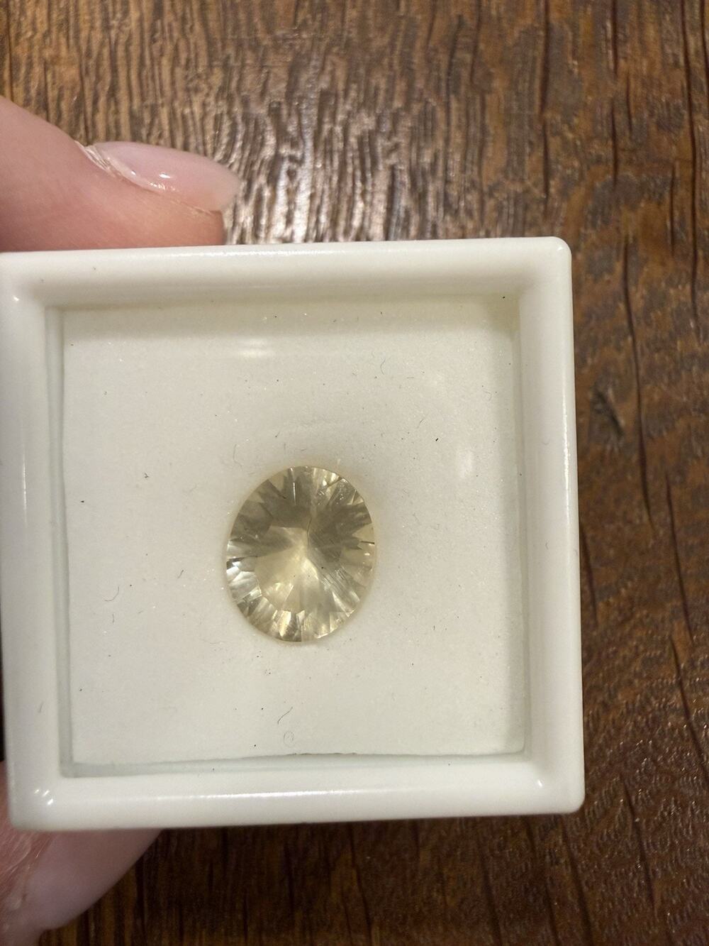 3.25 CT Golden Yellow Labradorite Gemstone, Oval Cut
